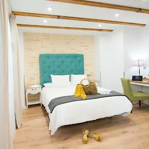 Acetres 5 Boutique Apartment
