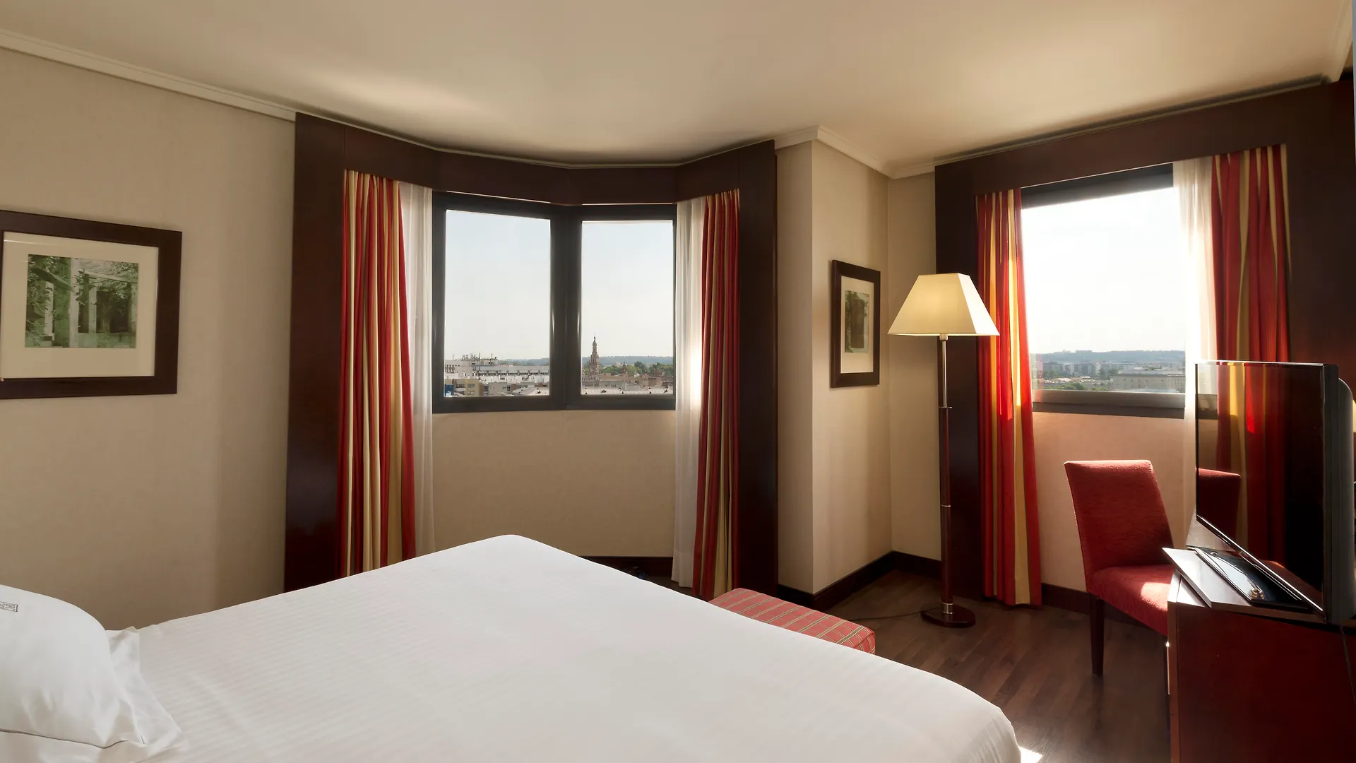 Hotel Sevilla Center